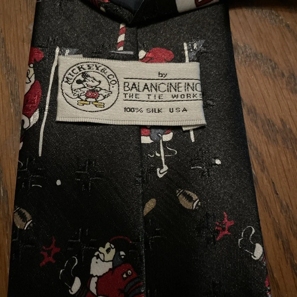 Mickey Mouse Mickey‎ & Co Santa Neck Tie 100% Silk